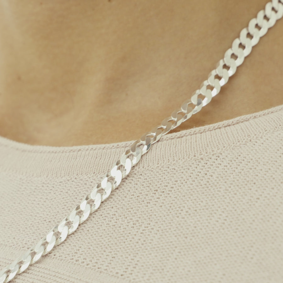 Cuban Chain Necklace in Sterling Silver, 7mm